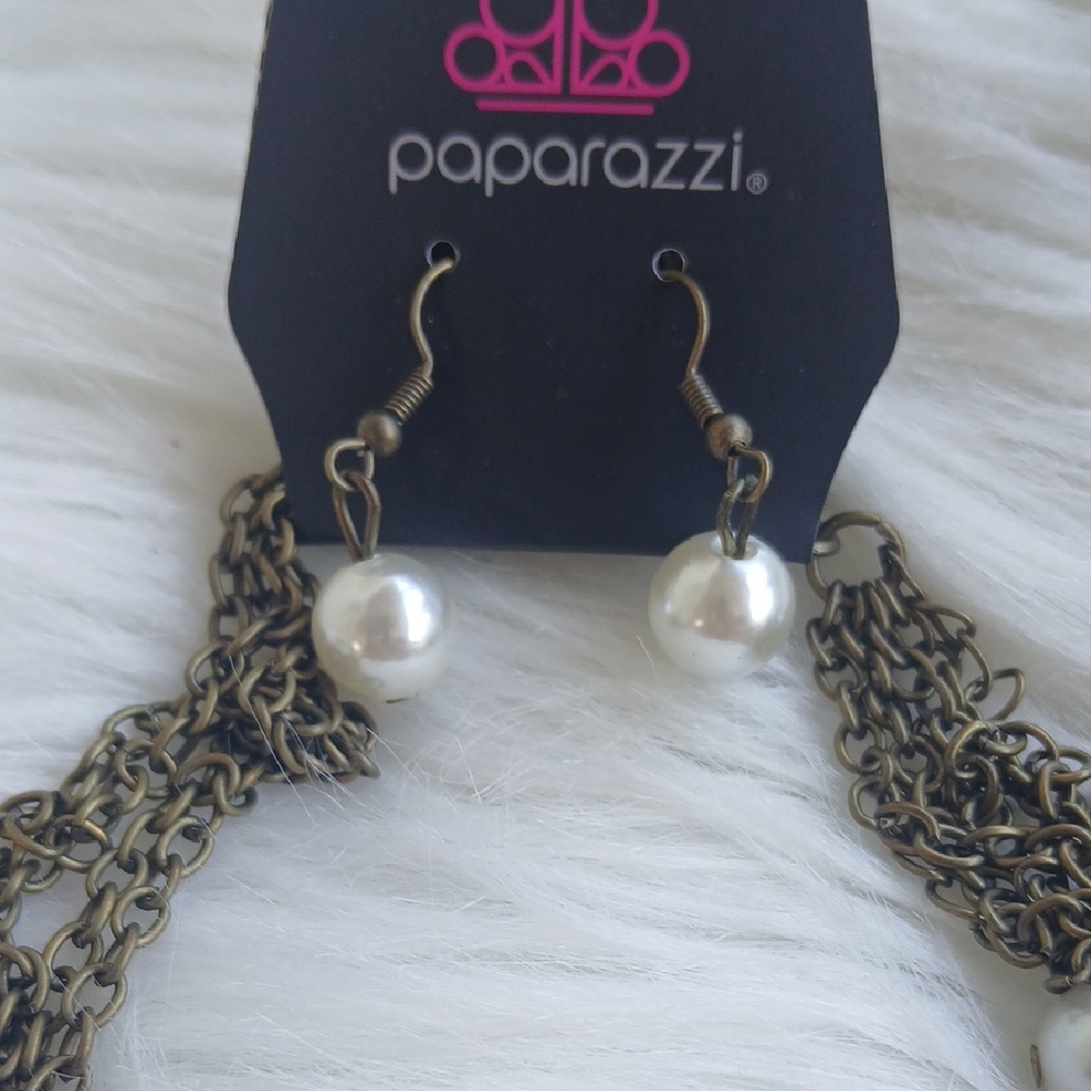 Paparazzi Layered Pearl and Brown Bead Brass Necklace LONG - Picture 8 of 9